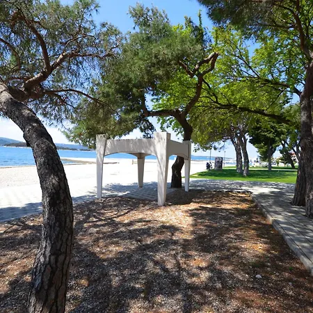Huebsche Fuer Zwei By Interhome * Biograd Na Moru